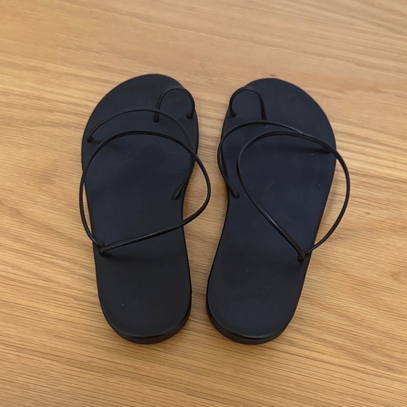 Ancient Greek Black Women's Sandals - Picture 1 of 3
